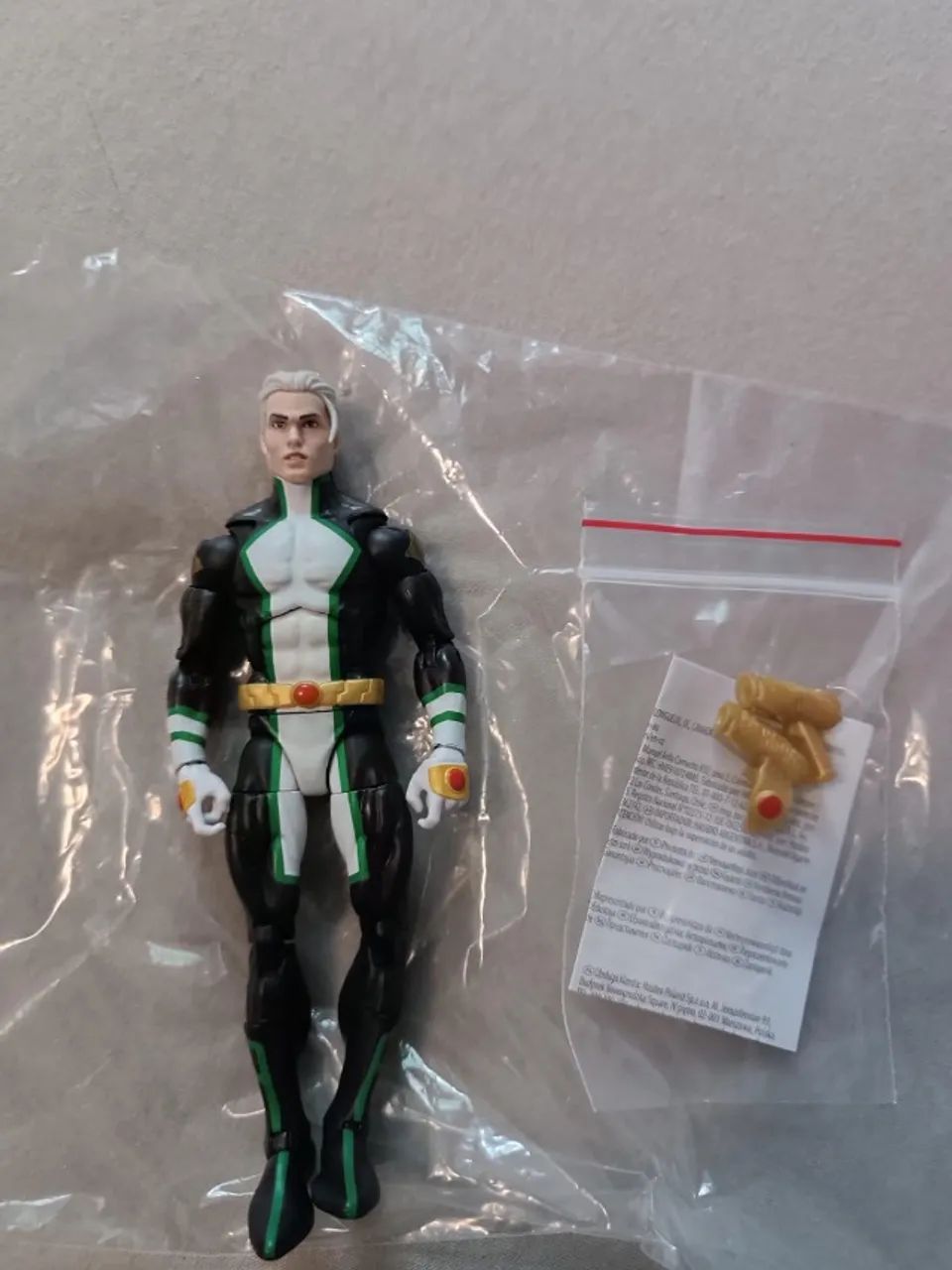 Boneco Marvel Legends Series The Marvels - Marvel Boy