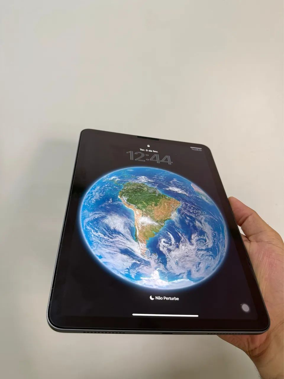 iPad Air 4 64GB com caneta e teclado Bluetooth 