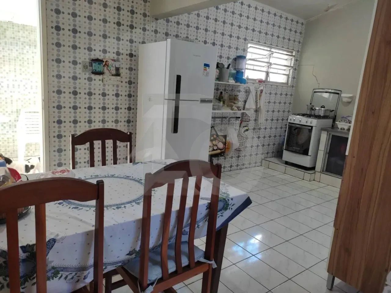 Casa Duplex de 182m² no Bairro Salgado Filho com 5 Quartos, 3 Banheiros e 5 Garagens