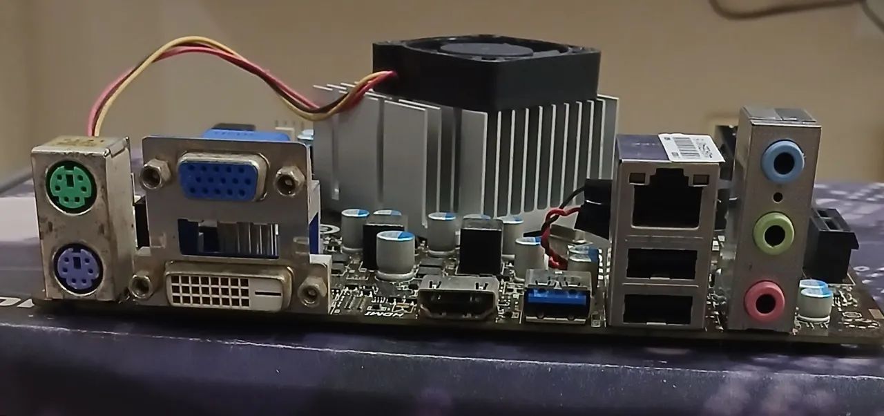 Placa mãe  Msi J1800L - Foto 3