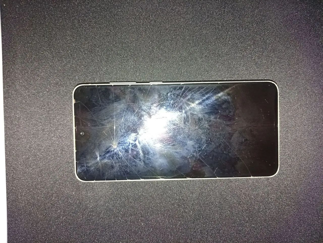 SAMSUNG S21 FE (USADO) - Foto 2