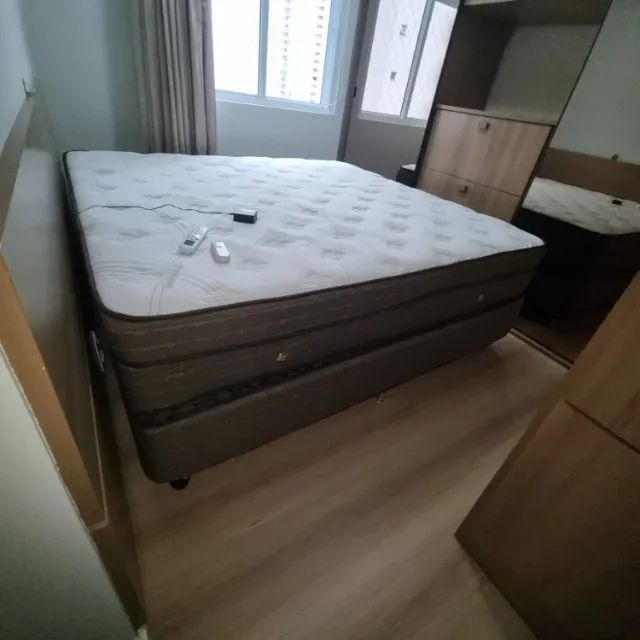 Colchão King Size (com massagem e cromoterapia)