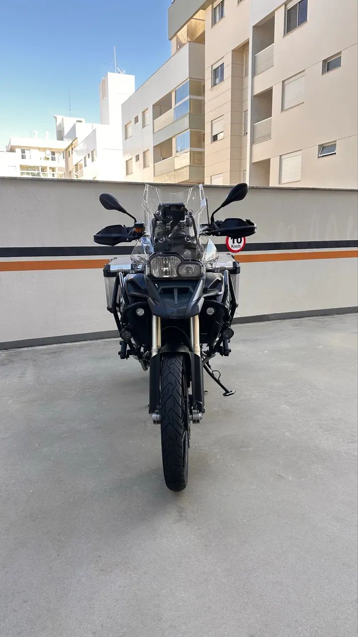 F800 gsa impecável 