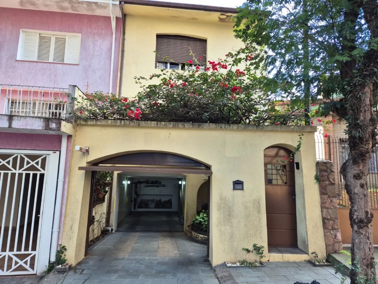 Casa para venda em Mirandópolis com 3 quartos, sendo 1 suíte, 182m²