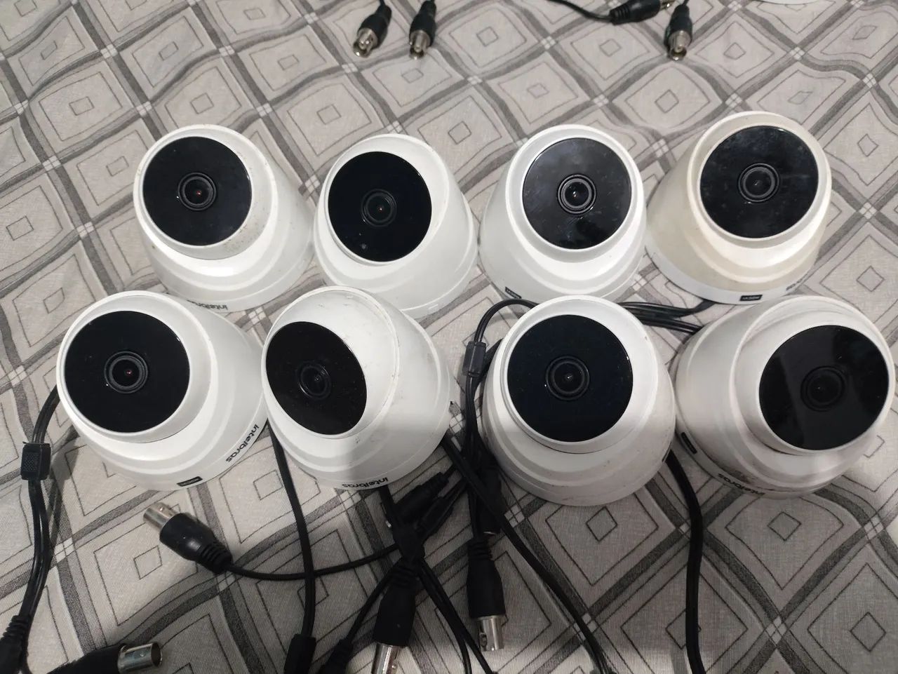 Kit 8 Unid. Câmera Intelbras vhl 1220 usado