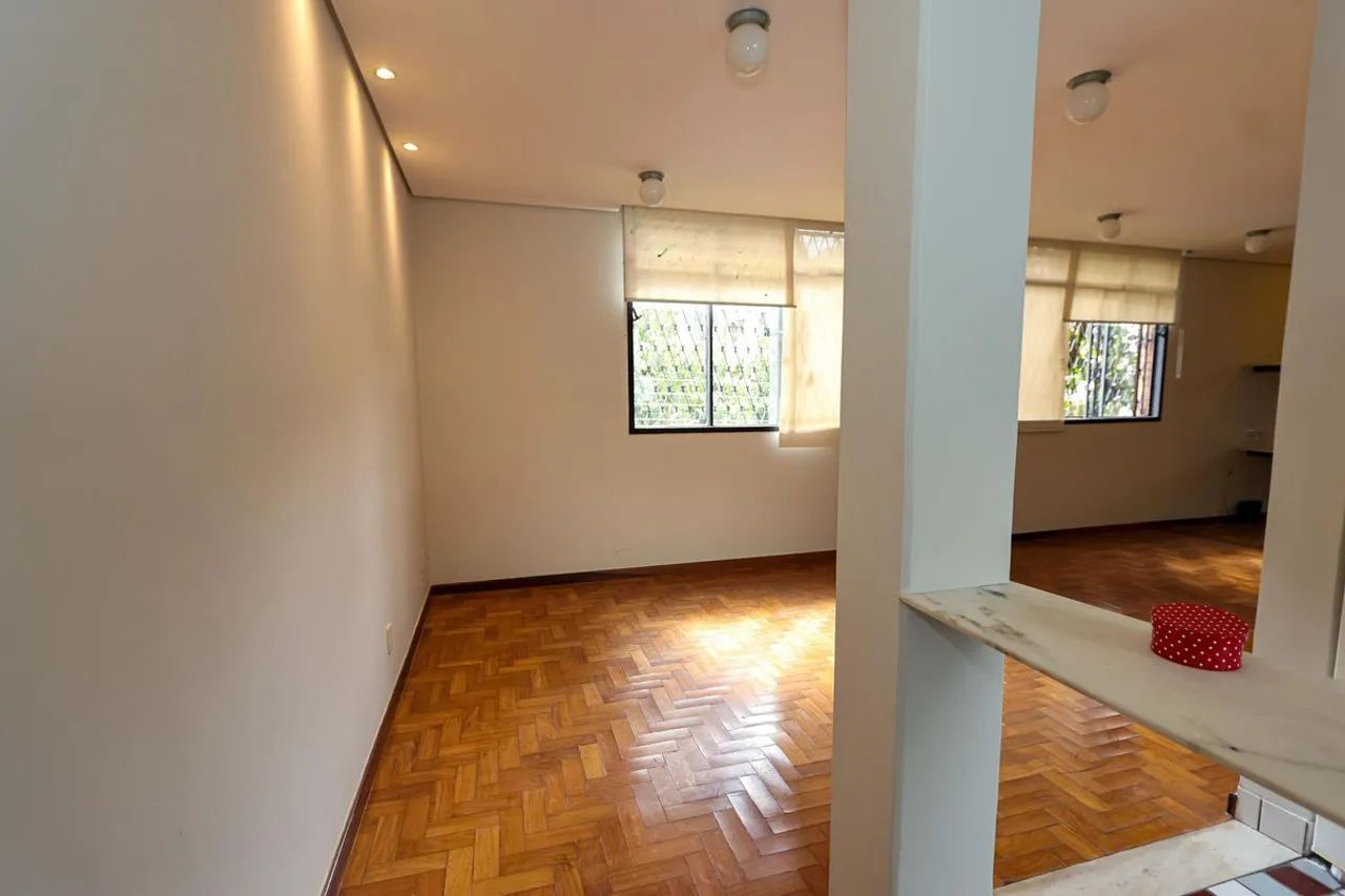 Apartamento à Venda - Vila Paris, 2 Quartos, 85 m2