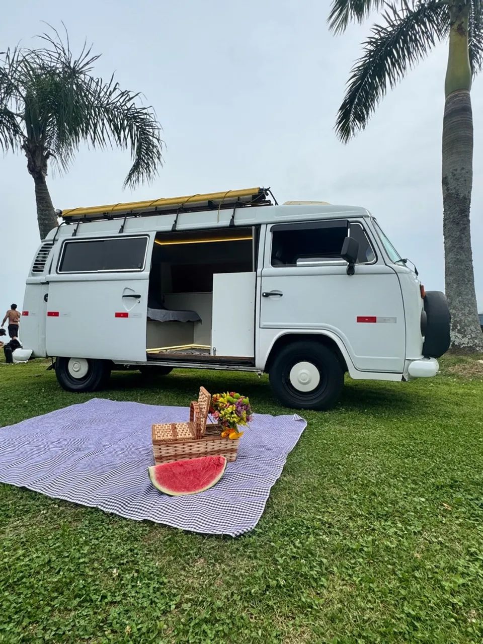 Volkswagen Kombi Standard/ Luxo/ Serie Prata 1998