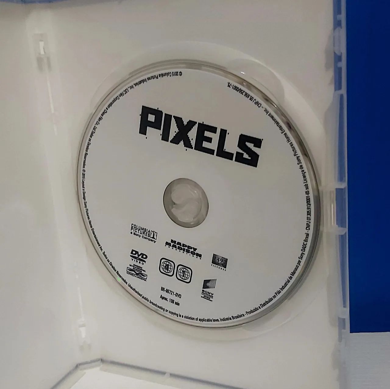 Pixels - DVD em perfeito estado  - Foto 3