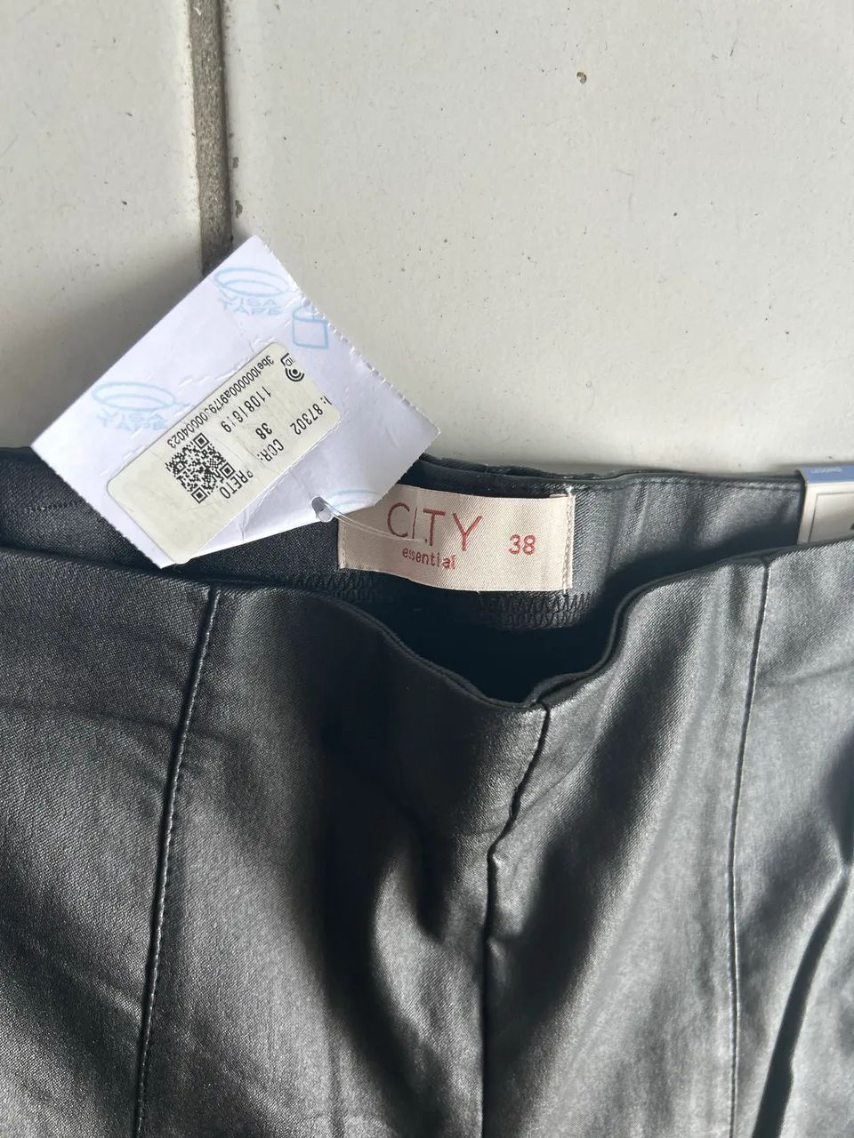 Cal ça em napa cintura alta NOVA - Foto 2