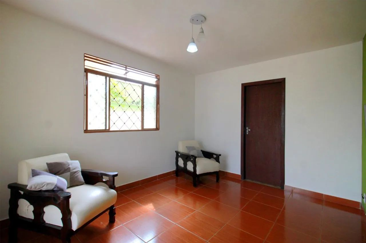 Casa à Venda - União, 3 Quartos, 281 m2 - Foto 2