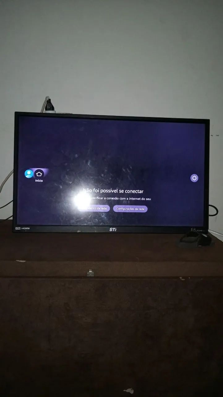 Vendo tv 32 polegadas não e smart 400 reais 