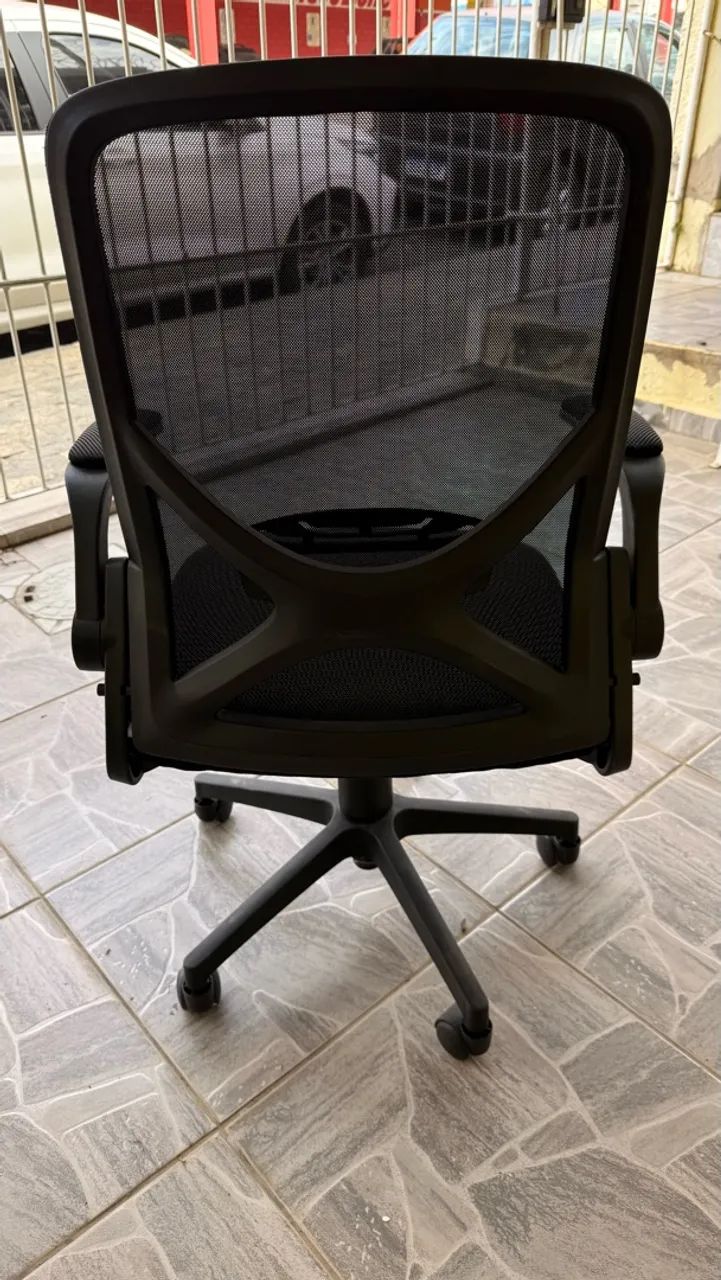 Cadeira de escritório sem uso  - Foto 2