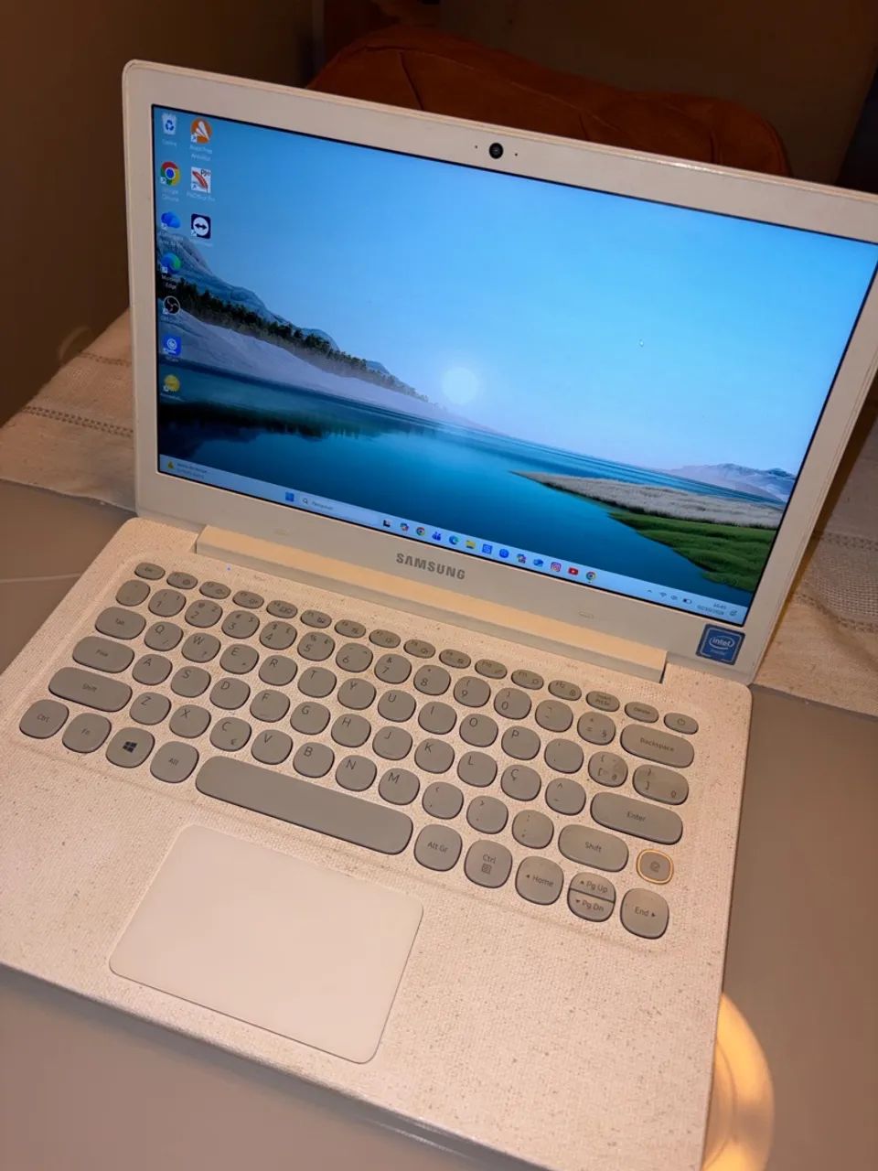 Notebook Samsung Flash F30 (Giz Branco)
