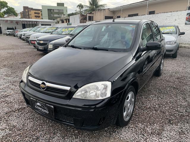 Corsa sedan 2011 1.4 premium o TOP
