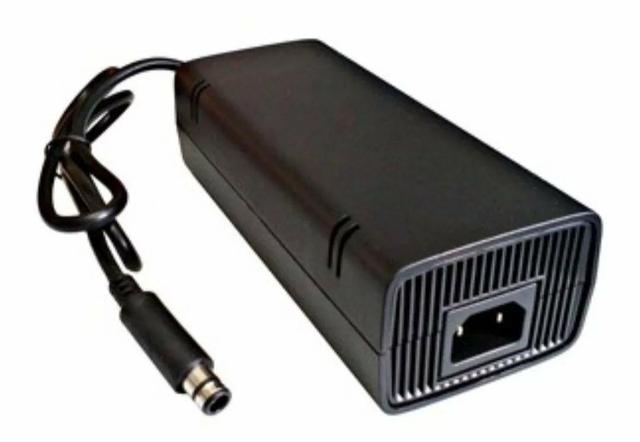 Vende-se xbox 360 padrão