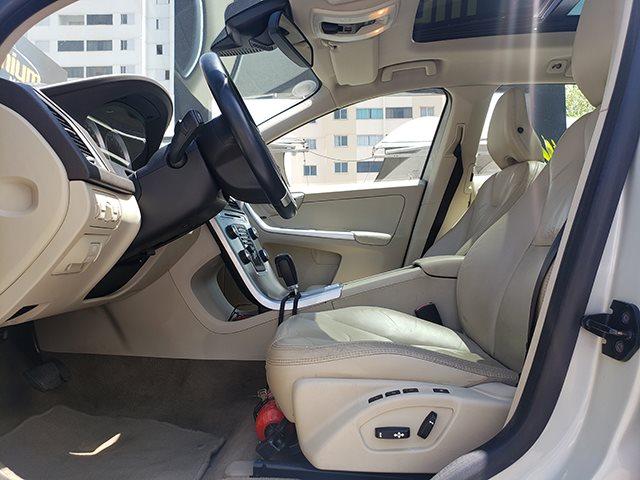 VOLVO XC60 2011/2011 2.0 T5 COMFORT FWD TURBO GASOLINA 4P AUTOMÁTICO - Foto 14