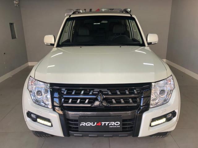 MITSUBISHI PAJERO HPE 3.2 4X4 T.I. DIES. 3P AUT 2019 - Foto 3