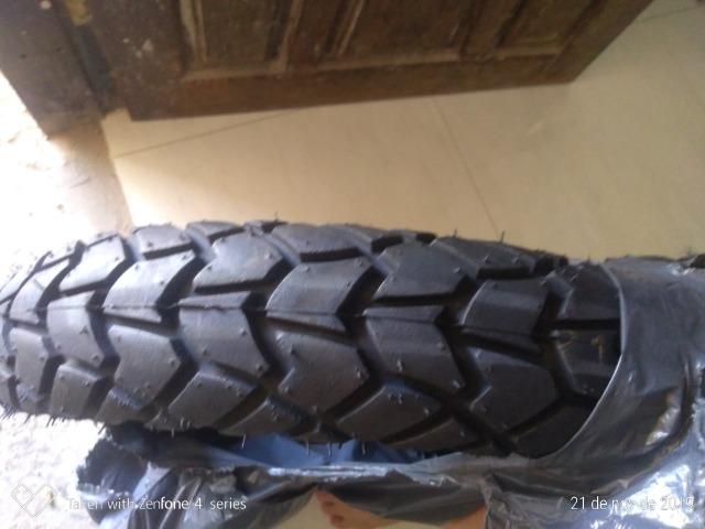 Pneu Maggion traseiro de moto