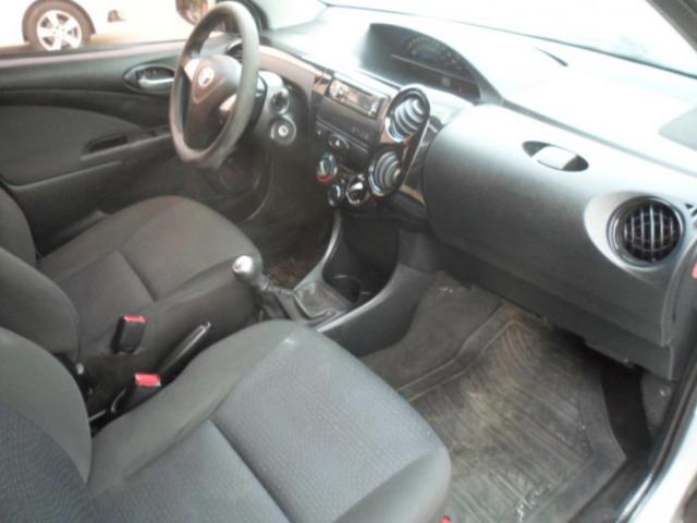 Toyota etios sedan 2014 1.5 x sedan 16v flex 4p manual - Foto 8