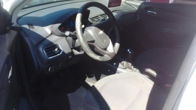 CHEVROLET ONIX LT 1.0 8V SPE/4 FLEX Branco 2013/2013 - Foto 5