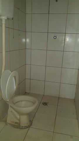 Casa de 2 Quartos - Escriturada com Barraco de Fundo - Aceita Proposta - Foto 6