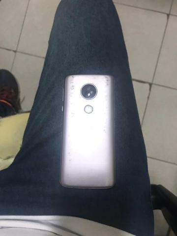 Moto e5 - Foto 2