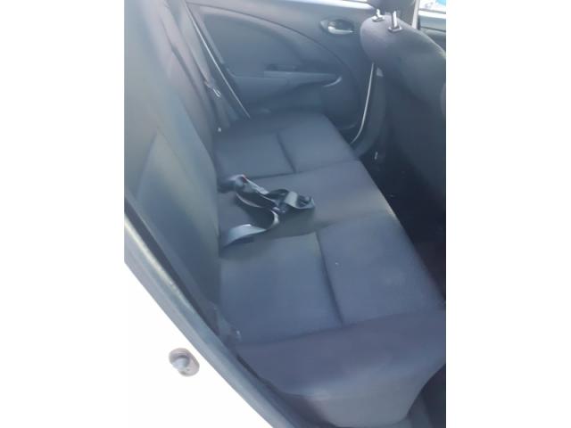 TOYOTA ETIOS 1.3 X 16V FLEX 4P MANUAL 2014 - Foto 10