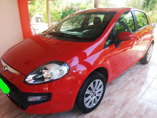 Punto 1.4 Attractive muito novo ano 2015