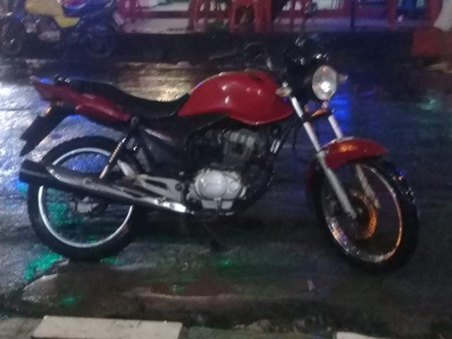 Moto toda original não bate nada motor calado de fábrica tenho os dois documentos. 4.000 - Foto 4