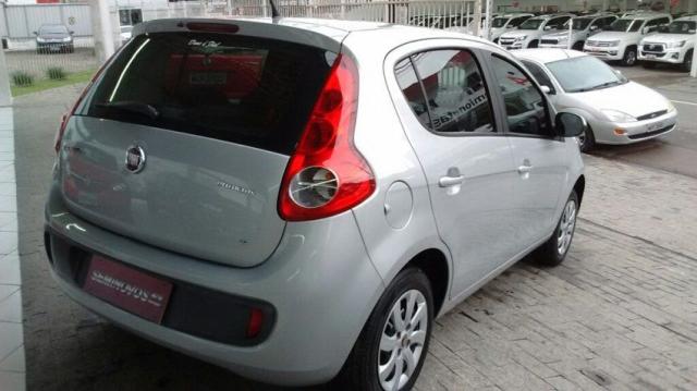 FIAT PALIO NOVA GERAÇÃO ATTRACTIVE 1.4 8V EVO FLEX Prata 2016/2017 - Foto 4