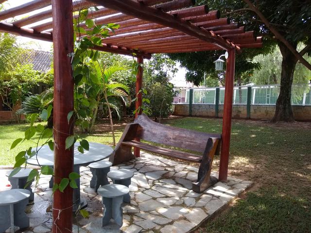 Chalé 4 dormitórios sendo 2suites, piscinas, ótimo condomínio - Foto 3