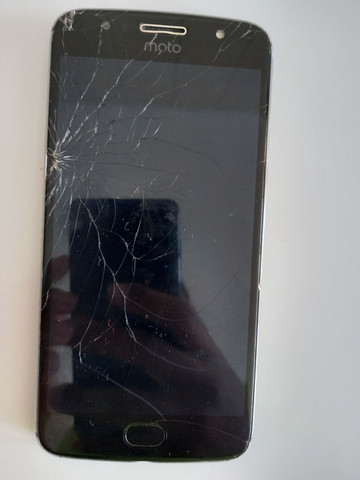 Moto G5s - tela quebrada ( ler descriçao ) - Foto 2