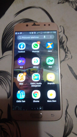 J5 pro sem marca de usu apenas um trinco pequeno na tela - Foto 3