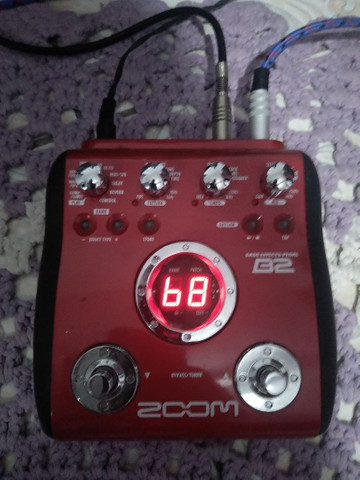Pedaleira zoom b2 bass