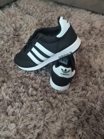Tênis Adidas número 40 masculino - Foto 2