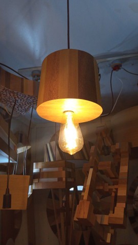 Luminária em madeira  - Foto 5