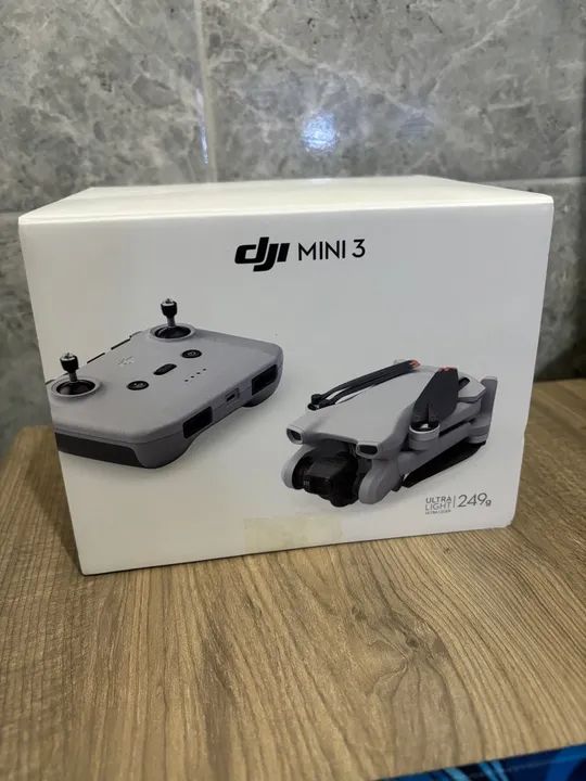 Drone Dji Mini 3 Standard + cartão de memória 