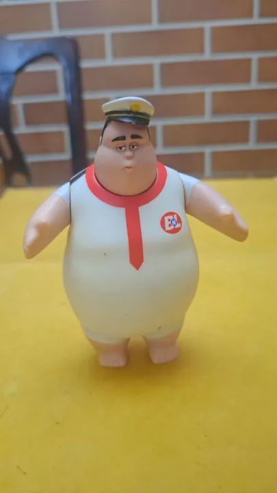 Boneco capitao da thinkway toys