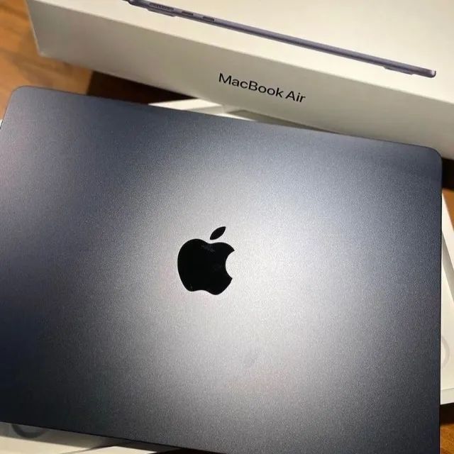 Apple MacBook Air M3 | 512SSD 16GB RAM 13'' | Lacrado Apple MacBook Air M3 | 512SSD 16GB RAM 13'' | Lacrado