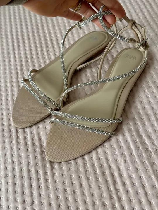Sandália ZARA 35/36