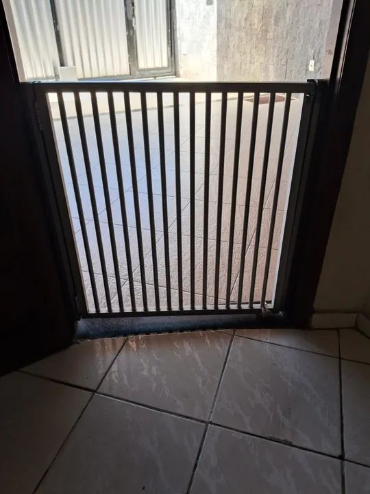 Grade de contenção de ALUMÍNIO, não enferruja, ideal para crianças e pets OPORTUNIDADE!!! - Foto 4