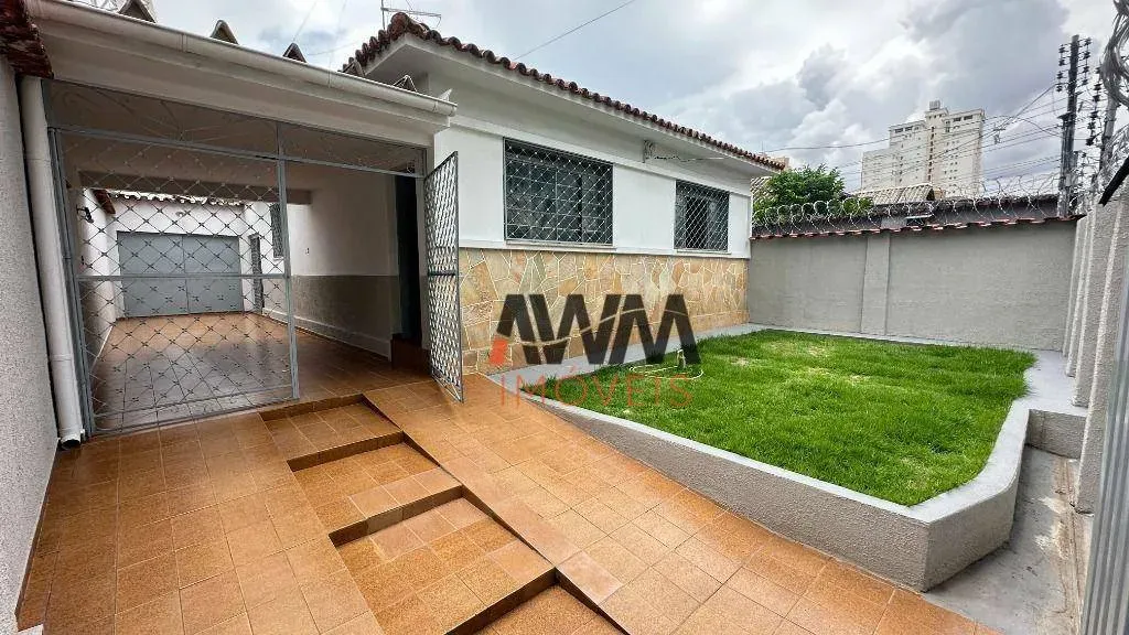 Casa com 4 Quartos à venda, 380 m² por R$ 650.000 - Setor Central - Goiânia/GO