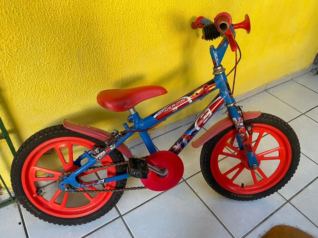 Bicicleta homem aranha  - Foto 3