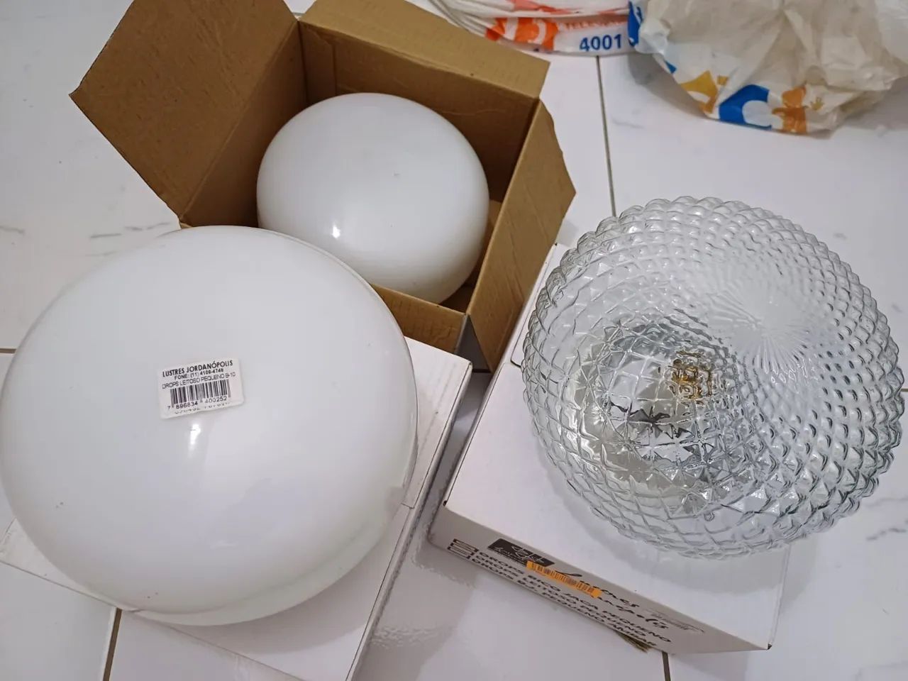 Pacote 18 spots pretos de 3 lâmpadas mais 3 drops de Vidro retro - Foto 4