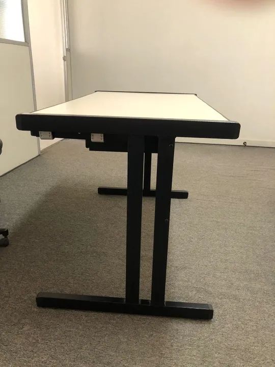 Escrivaninha de escritório com gaveta de teclado - Foto 2