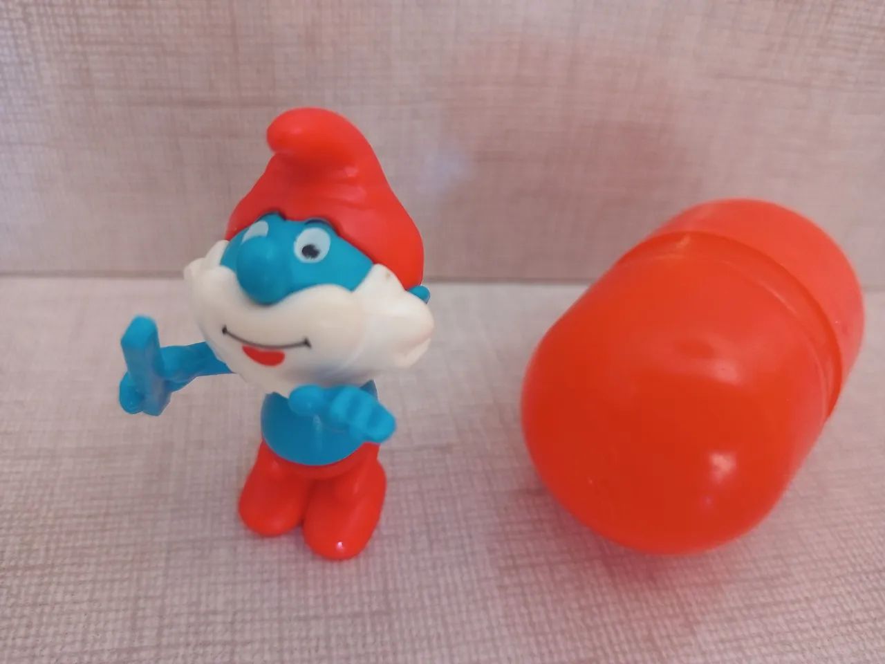 Papai Smurf maestro Ferrero Kinder 1996  Tam 5 cm5 