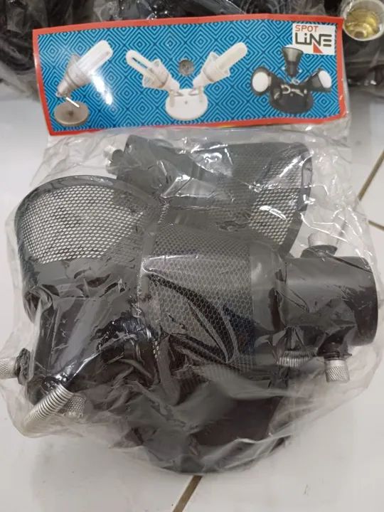 Pacote 18 spots pretos de 3 lâmpadas mais 3 drops de Vidro retro - Foto 3