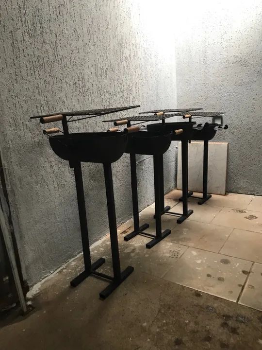  Vendo churrasqueira novas - Foto 3