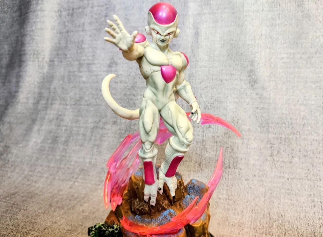 Estátua Freeza - Dragon Ball Z - bootleg