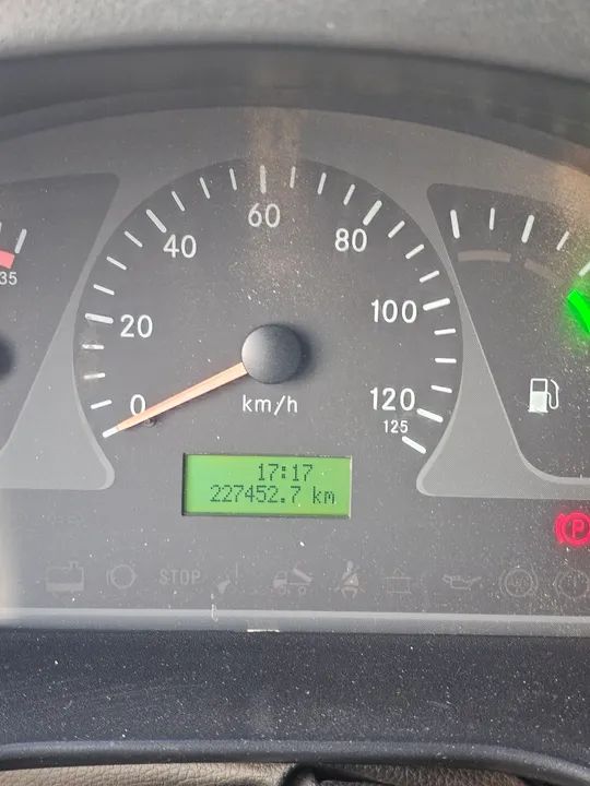 Caminhão Mercedes-Benz Accelo 915C 2011/2012 - Foto 7